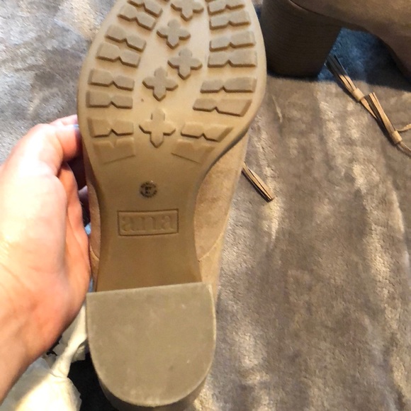 A.N.A booties - Picture 6 of 6